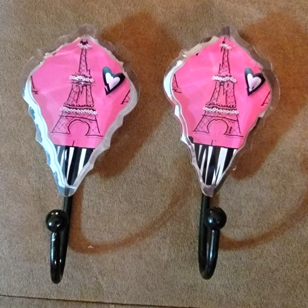 **PRICE DROP** A set of Paris Eiffel Tower wall hooks